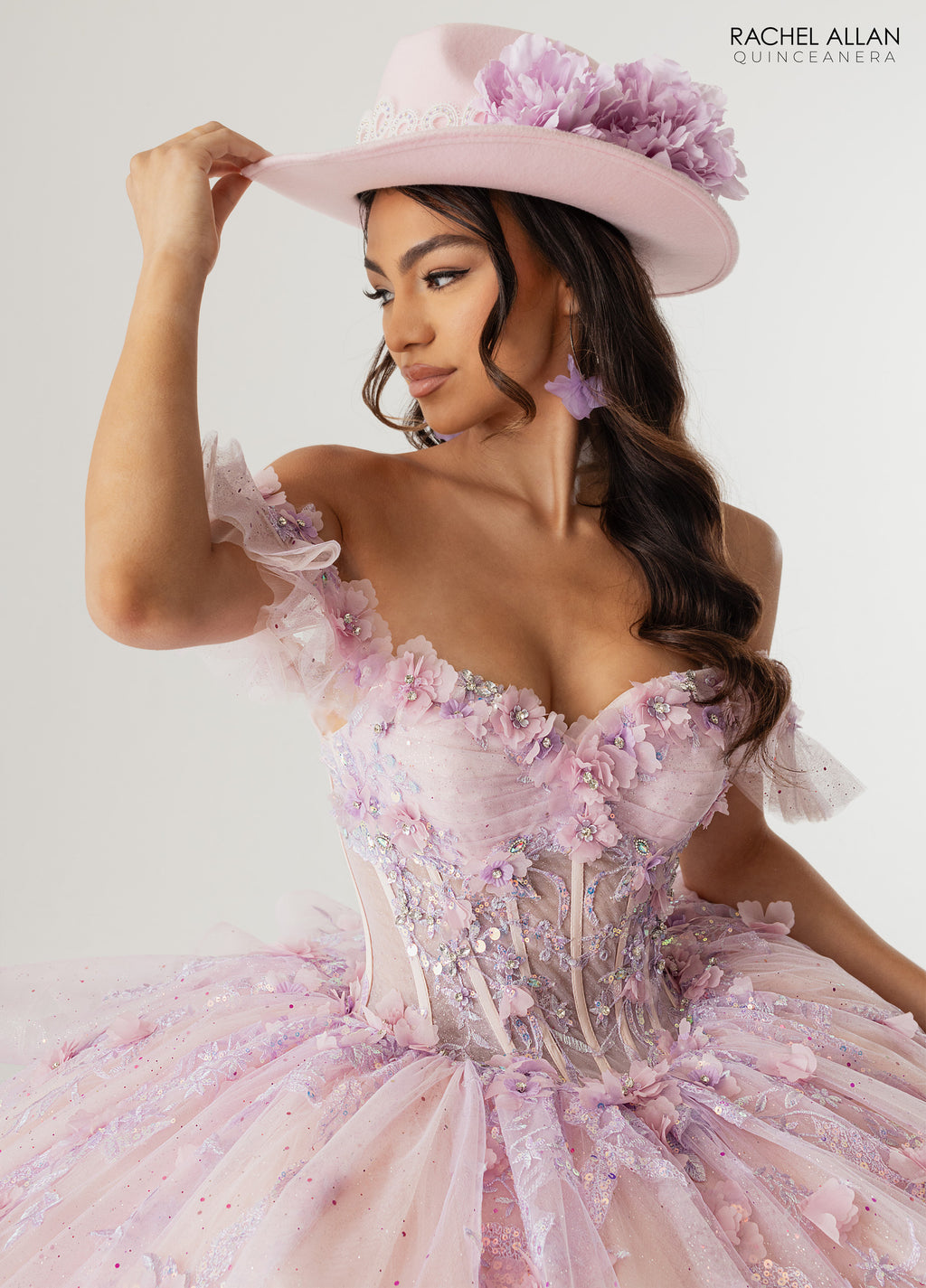 Style RQ2242