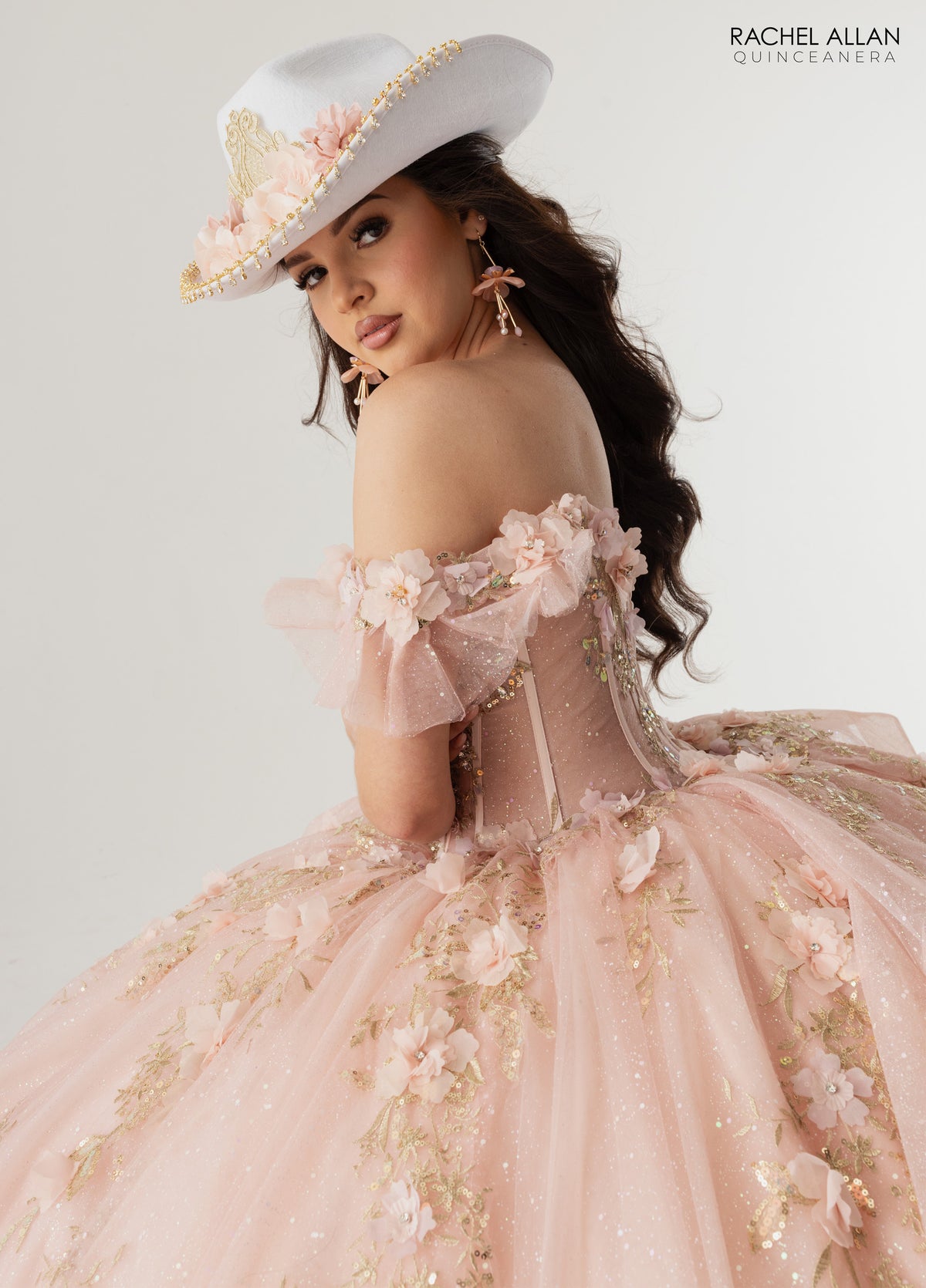 Style RQ2242