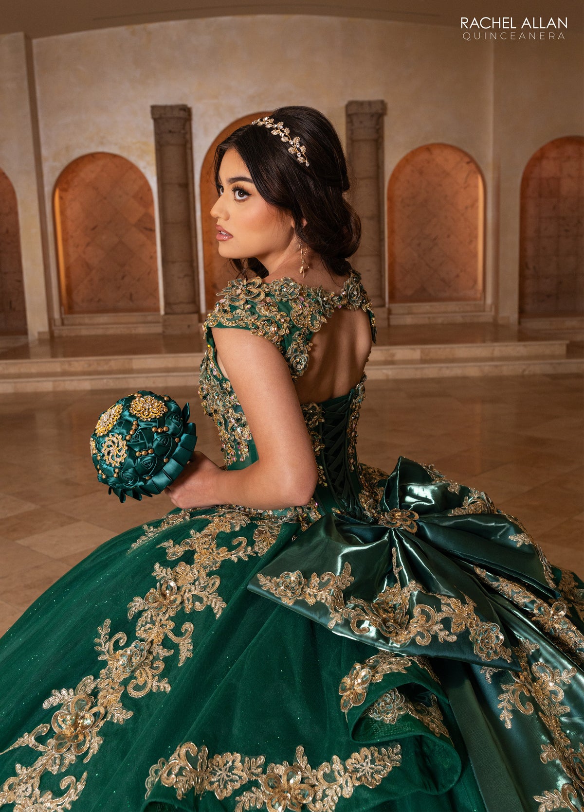 Style RQ2244