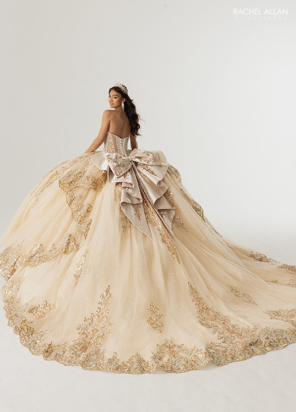 Style RQ3172