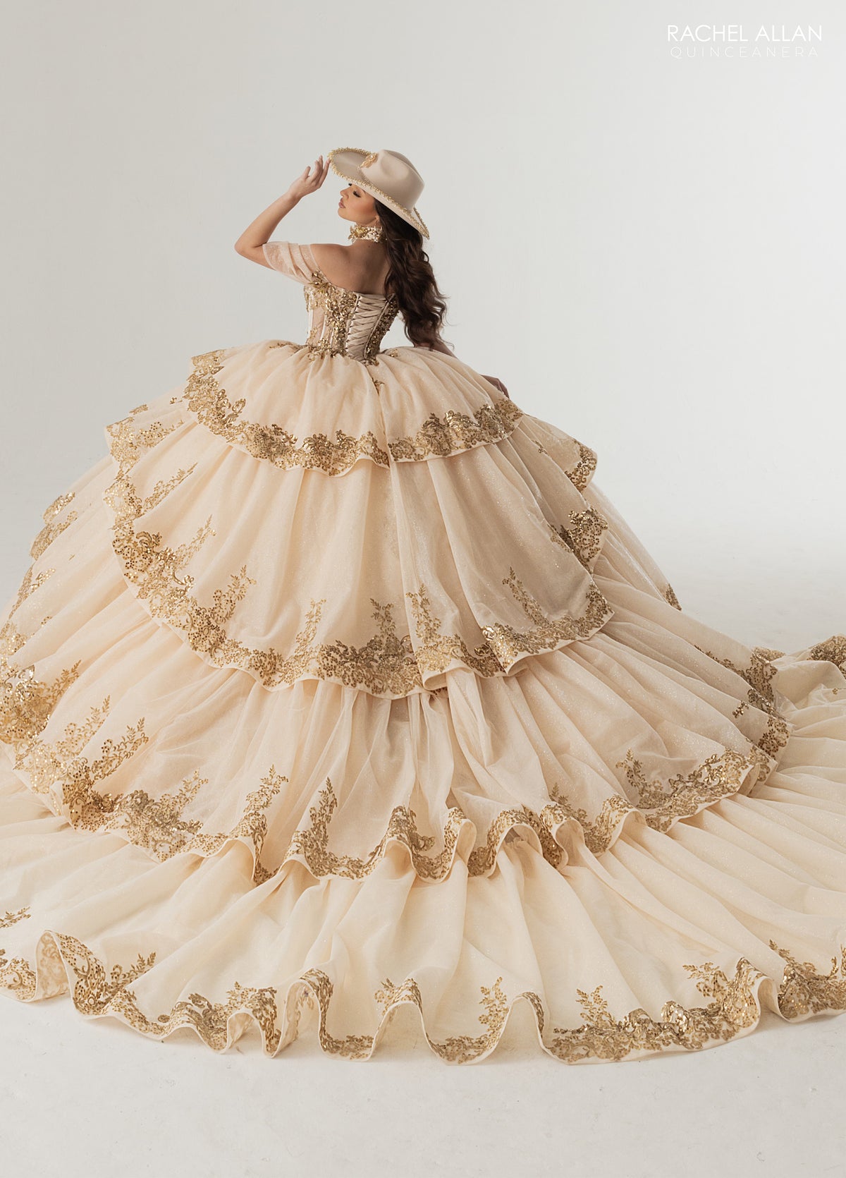 Style RQ3175