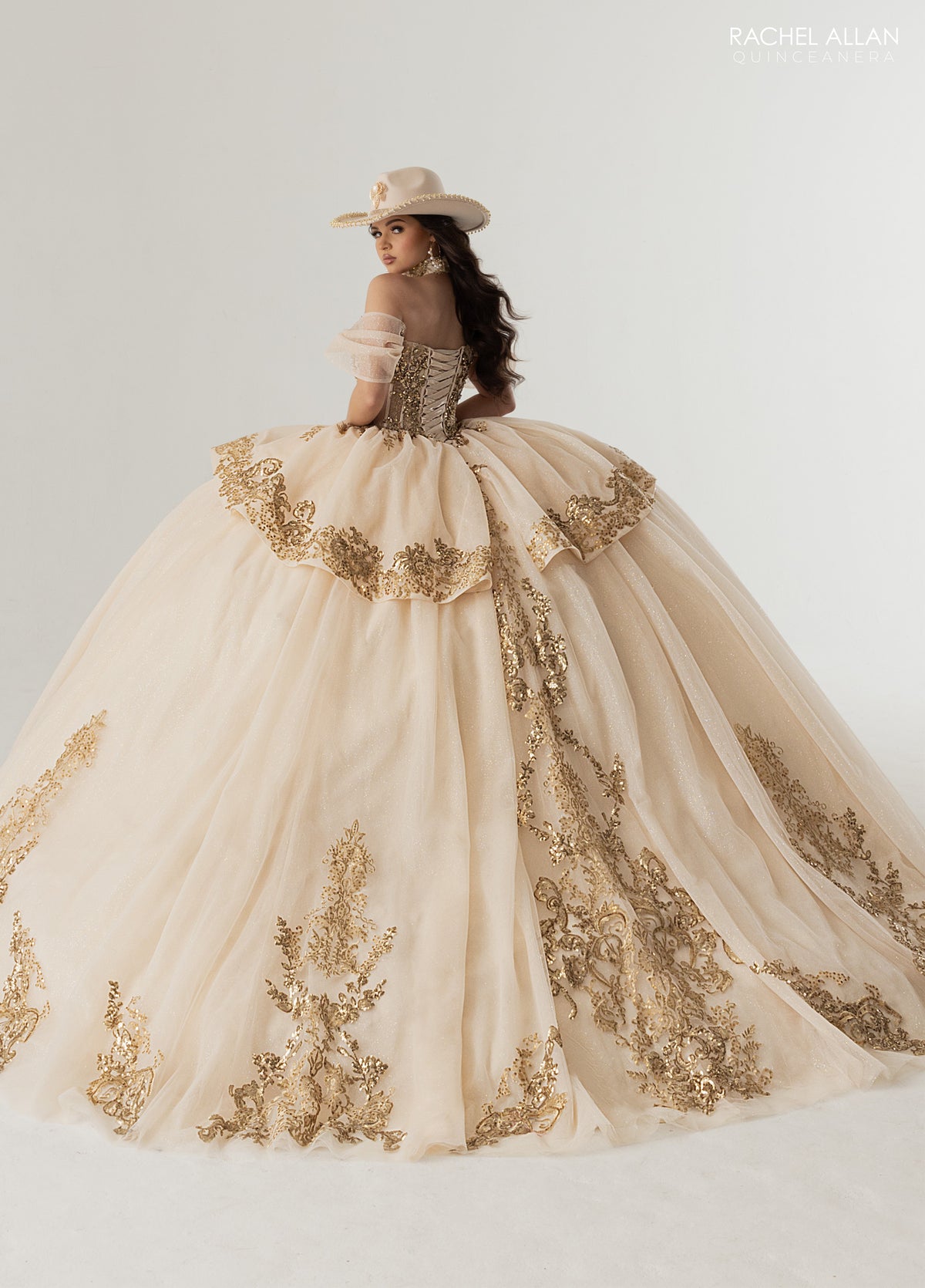 Style RQ3175